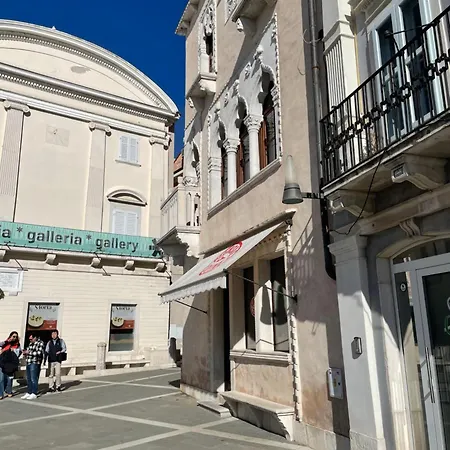 Apartment Lasa Pur Dir